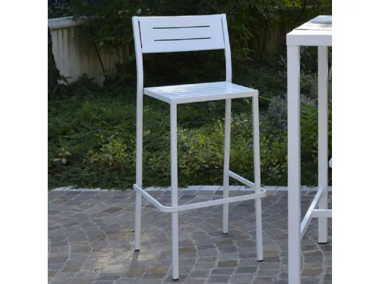 Sgabello da giardino Out Metal alto in acciaio zincato e verniciato poliestere per esterni di La Seggiola