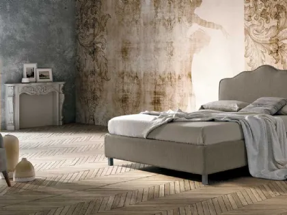 Letto in tessuto con testiera sagomata Barbara di Stilfar