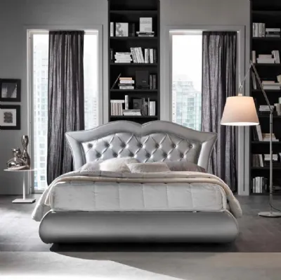 Letto Boheme in ecopelle Argento di Susan imbottiti