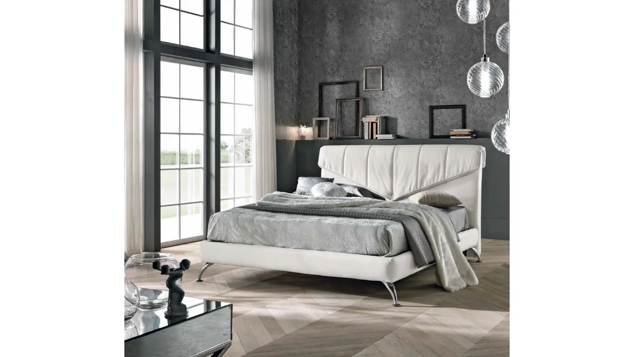 Letto Messaggio in ecopelle di Susan imbottiti