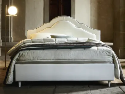 Letto classico in tessuto con testiera sagomata Monococco di Mauri Soft Dream