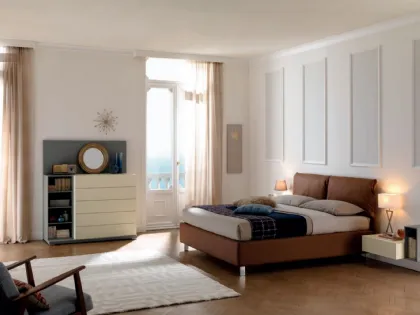 Letto in ecopelle con testiera imbottita NC109 di Moretti Compact