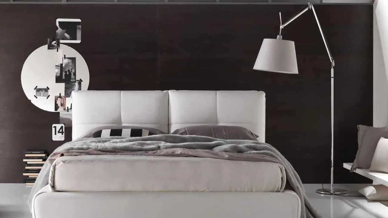 Letto Tosca in ecopelle di Susan imbottiti