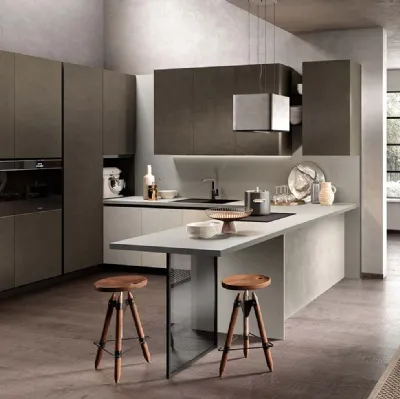 Cucina Moderne Venere laccato malta opaco Ardesia e Nebbia con penisola di Moretti Cucine