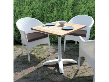 Poltroncina da giardino Greenfield con struttura in alluminio rivestita in fibra di polipropilene intrecciata a mano di La Seggiola